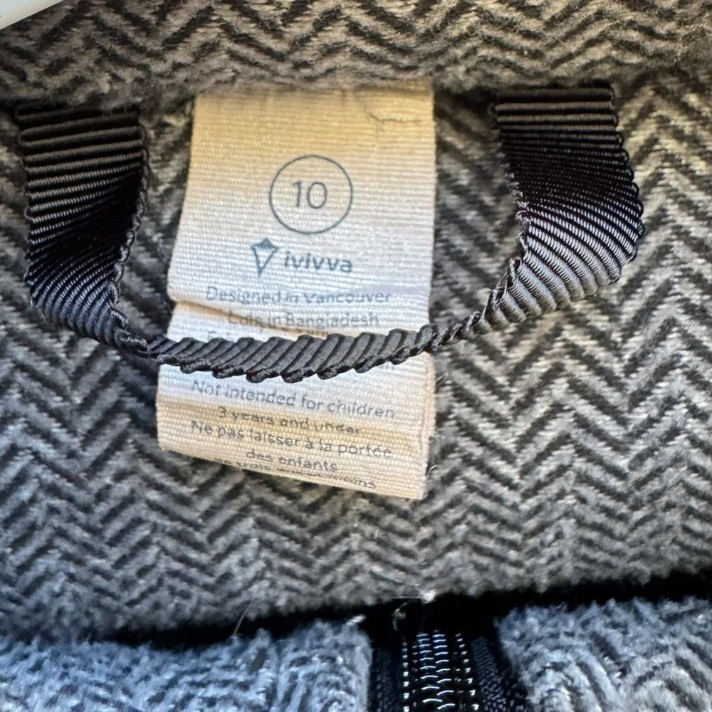Ivivva Girls‎ Activewear Jacket Size 10 Black Gray Herringbone Full Zip